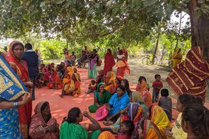 Women in Dalit basti Dhanusha.jpg