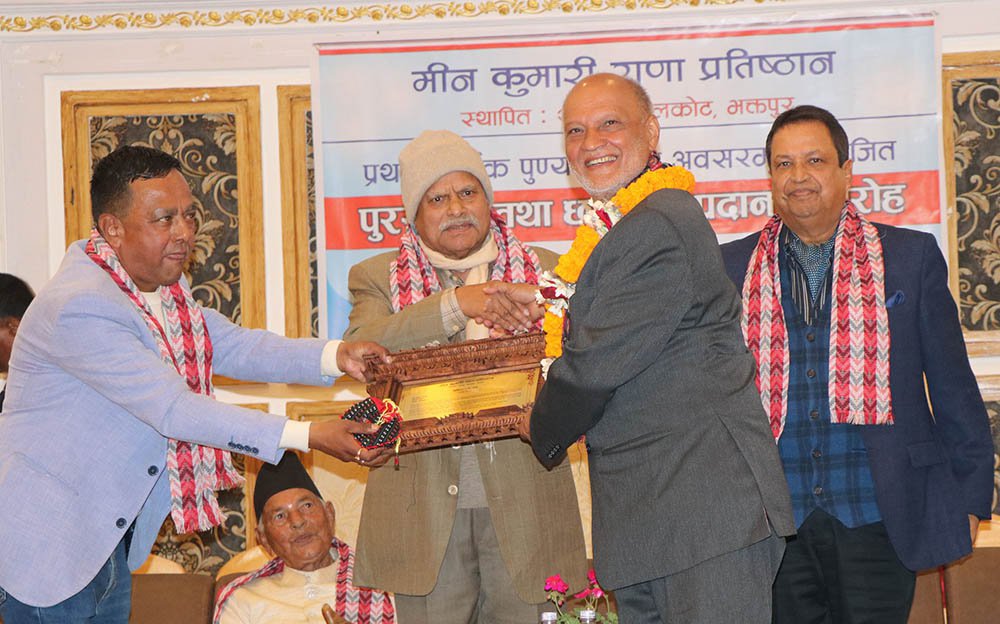 Senior Journalist Harihar Birahi Awarded | New Spotlight Magazine