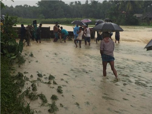 Flood in Saptari near Hanumannagar.jpg