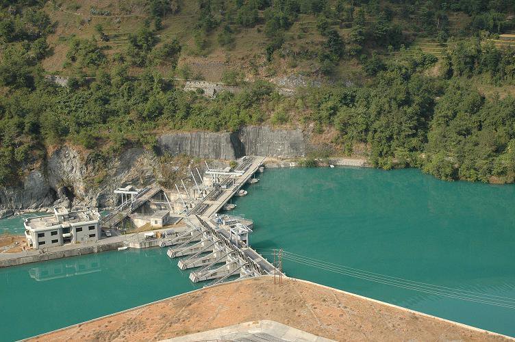 only-10-percent-of-total-employees-in-nepal-s-hydropower-sector-are