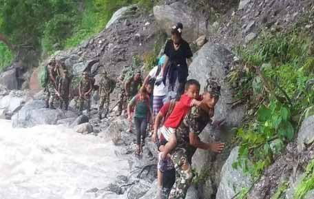 Nepal Army flood 2.jpg