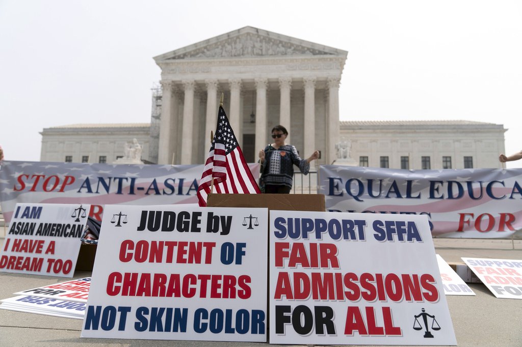 US Supreme Court Rules Against Affirmative Action In College Admissions ...