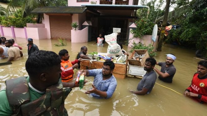 Kerala Flood Relief Teams Rescue 22,000 | New Spotlight Magazine