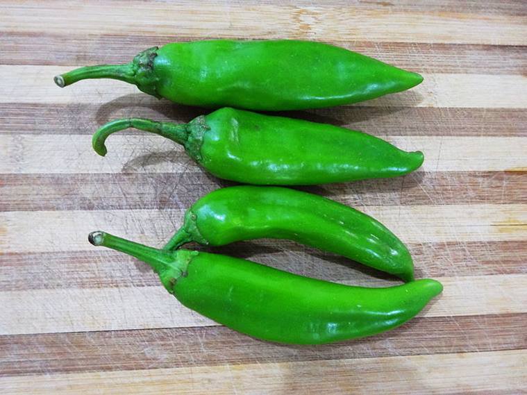 green-chillies2.jpg